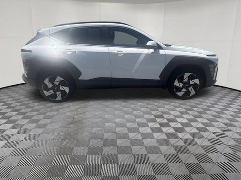 Used 2024 Hyundai Kona Limited AWD/4WD image 4