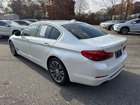 Used 2019 BMW 540i image 5