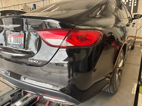 Used 2015 Chrysler 200 S w/ Comfort Group AWD/4WD image 6