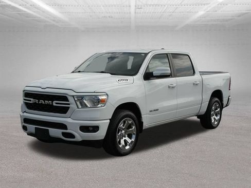 Used 2022 RAM 1500 Big Horn AWD/4WD image 3