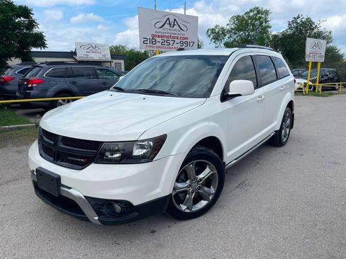 Used 2016 Dodge Journey Crossroad w/ Mopar All Weather Group FWD image 1