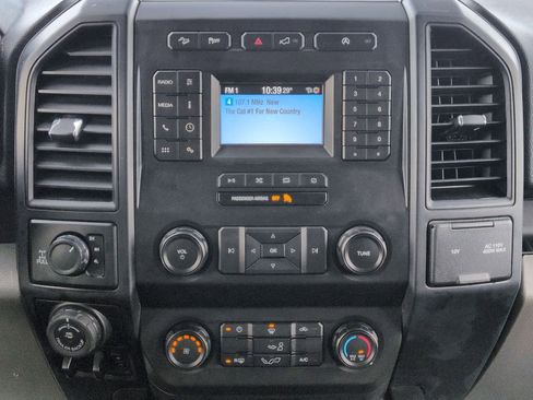 Certified 2019 Ford F150 XL w/ Equipment Group 101A Mid image 28