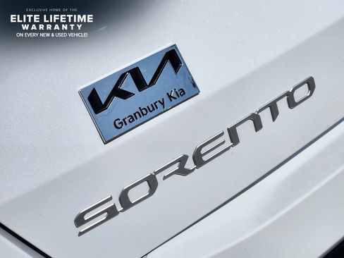 Used 2026 Kia Sorento EX AWD/4WD image 10