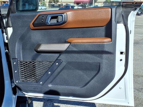 Used 2023 Ford Bronco Outer Banks image 15