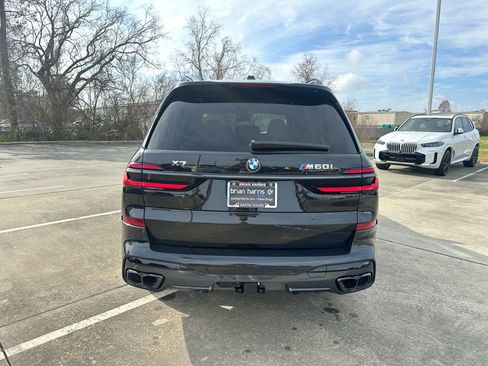 New 2026 BMW X7 M60i image 5