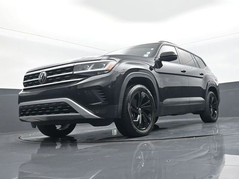 Used 2022 Volkswagen Atlas SE image 19