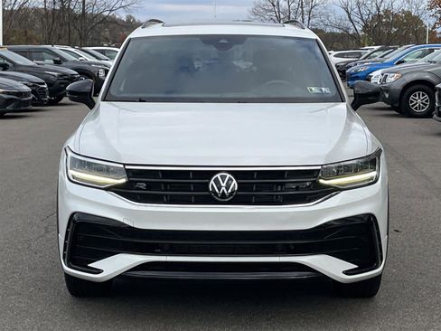 Used 2022 Volkswagen Tiguan SE R-Line image 8