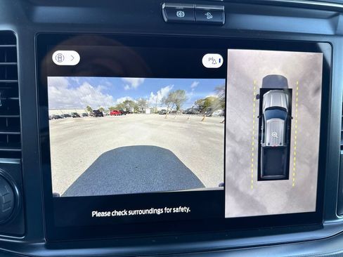 New 2026 Ford F250 Platinum image 30