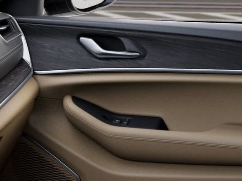 New 2026 Jeep Grand Cherokee L Limited image 25