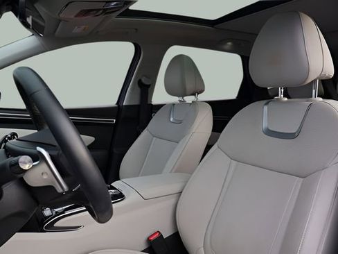 Used 2024 Hyundai Tucson Limited image 12