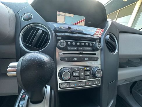 Used 2015 Honda Pilot Touring image 34