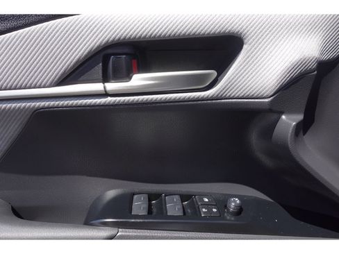 Used 2025 Toyota Camry SE w/ Convenience Package FWD image 12