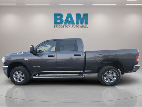 Used 2024 RAM 2500 Big Horn AWD/4WD image 4