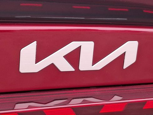 Certified 2024 Kia K5 LXS FWD image 29