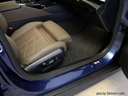 Certified 2025 BMW 540i xDrive image 38