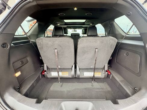 Used 2015 Ford Explorer XLT w/ Equipment Group 202A AWD/4WD image 26