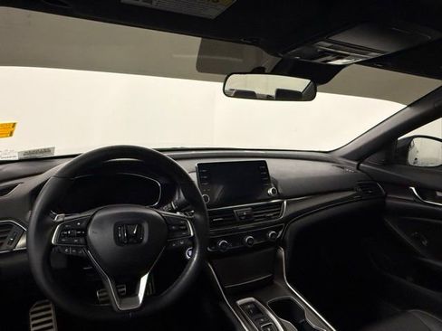 Used 2021 Honda Accord Sport image 32