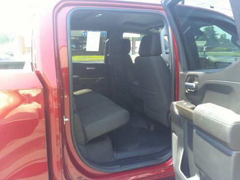 Used 2021 Chevrolet Silverado 1500 RST AWD/4WD image 26