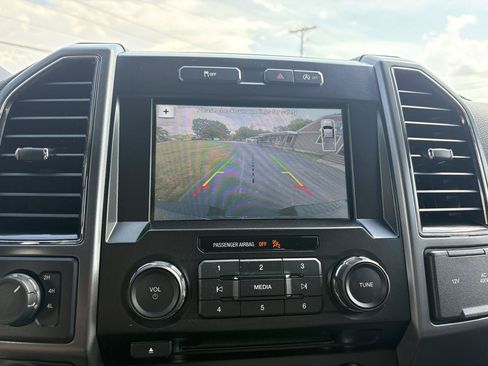 Used 2017 Ford F150 XLT w/ Equipment Group 302A Luxury AWD/4WD image 14