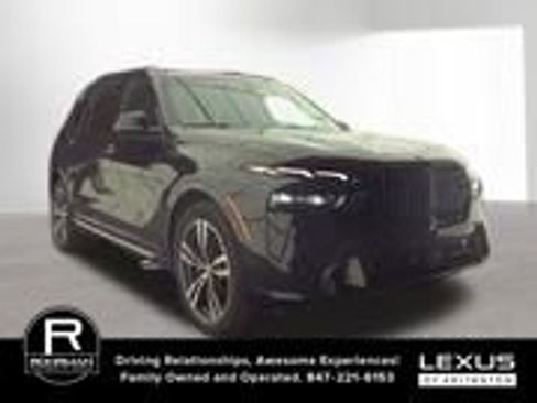 Used 2026 BMW X7 xDrive40i image 2