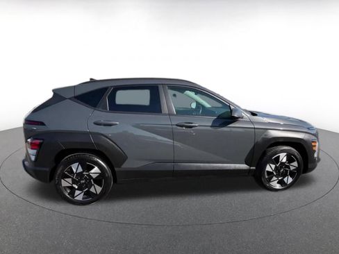 Used 2025 Hyundai Kona SEL image 16