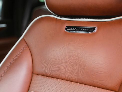 Used 2024 GMC Sierra 3500 Denali Ultimate image 23