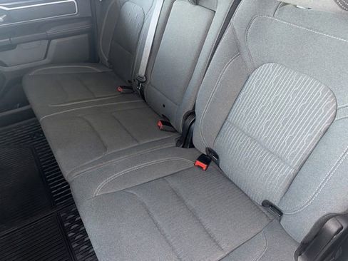 Used 2023 RAM 1500 Big Horn AWD/4WD image 34