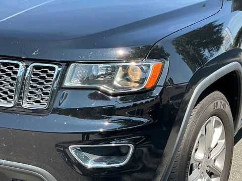 Used 2021 Jeep Grand Cherokee Laredo RWD image 11