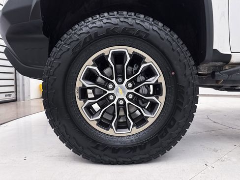 Used 2019 Chevrolet Colorado ZR2 image 15