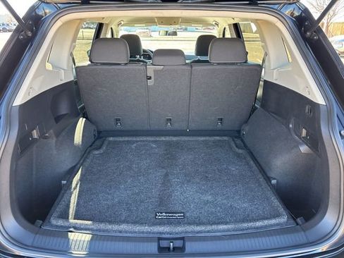 Used 2022 Volkswagen Tiguan S image 6