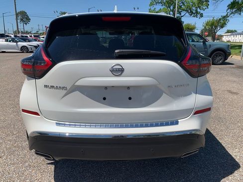 Used 2024 Nissan Murano Platinum w/ Cargo Package FWD image 6