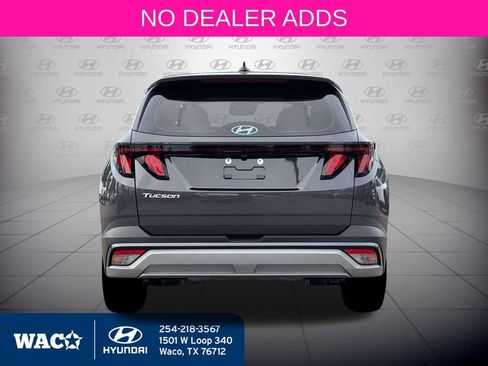 New 2026 Hyundai Tucson SE image 8