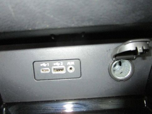 Used 2024 Nissan Altima 2.5 SV image 36