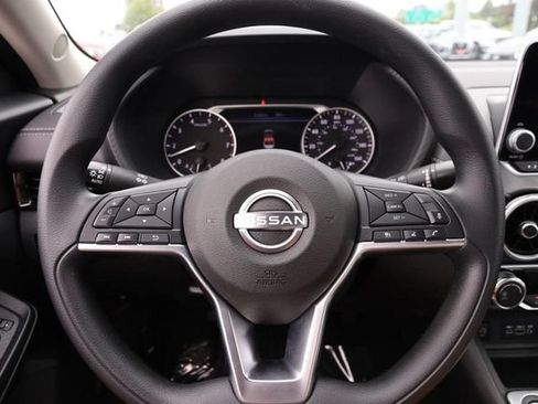 Certified 2025 Nissan Sentra SV FWD image 10