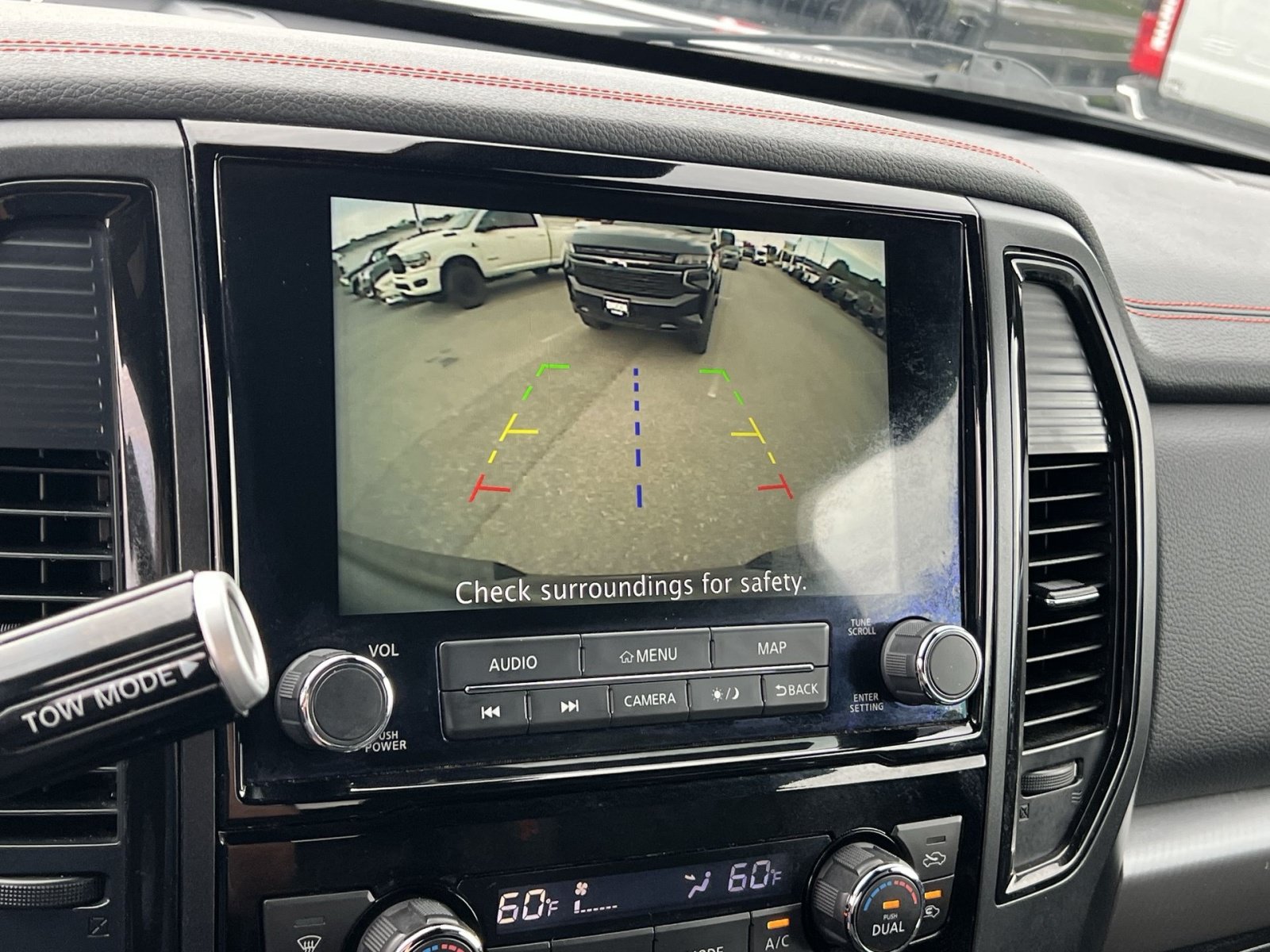 Used 2022 Nissan Titan PRO-4X AWD/4WD image 19