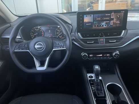 New 2026 Nissan Altima 2.5 SV FWD image 13