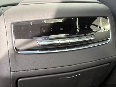 New 2026 Cadillac Escalade Luxury image 15