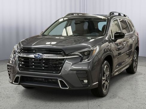 Used 2026 Subaru Ascent Touring AWD/4WD image 1