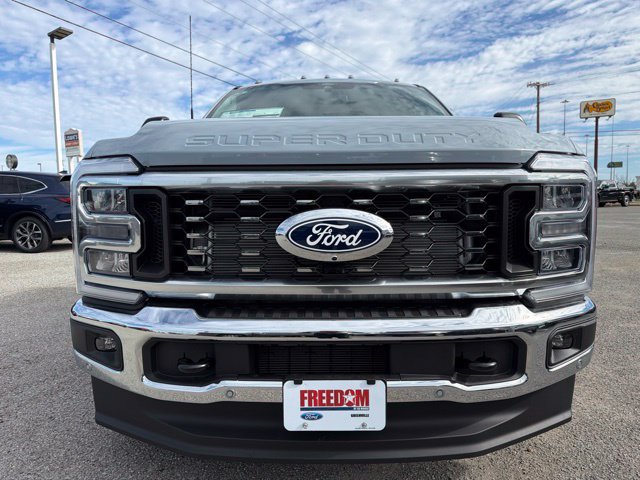 New 2027 Ford F350 Lariat w/ Lariat Ultimate Package AWD/4WD image 2
