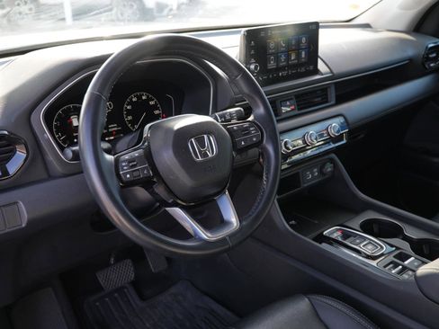 Used 2023 Honda Pilot EX-L image 13
