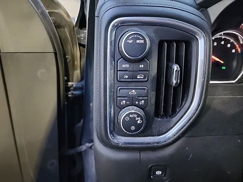 Used 2020 Chevrolet Silverado 1500 LT w/ All-Star Edition image 17