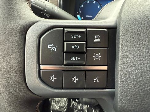 New 2025 Ford F150 Lariat w/ Equipment Group 501A Mid image 61