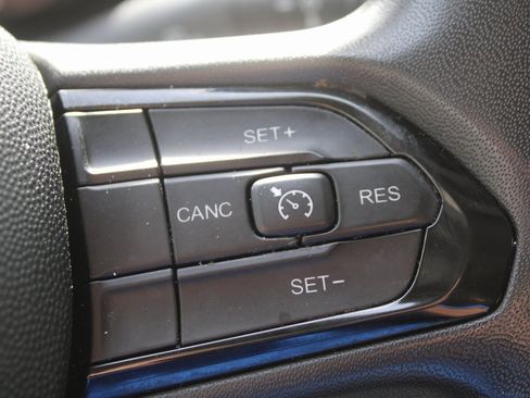 Used 2023 RAM ProMaster 2500 image 38