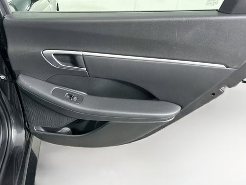 Used 2025 Hyundai Sonata SEL FWD image 28