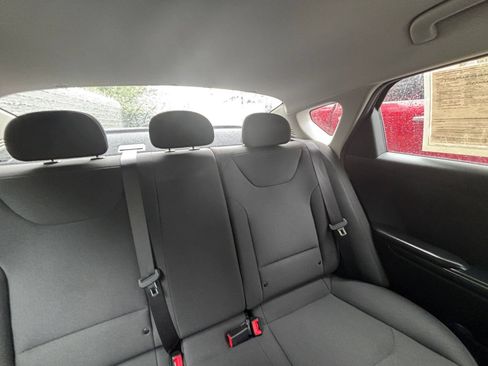 Used 2026 Kia K4 FWD image 33
