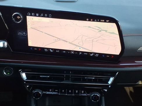 New 2026 Chevrolet Traverse RS image 13