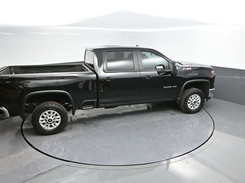 Used 2024 Chevrolet Silverado 2500 LT w/ Convenience Package image 33