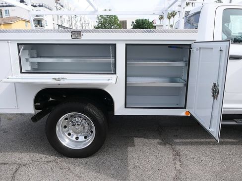 New 2026 RAM 5500 Tradesman w/ Chrome Appearance Group AWD/4WD image 22