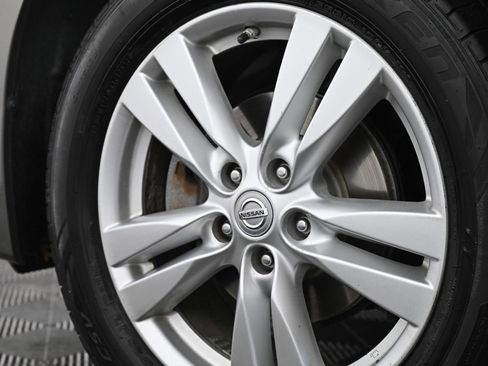 Used 2014 Nissan Quest LE image 42