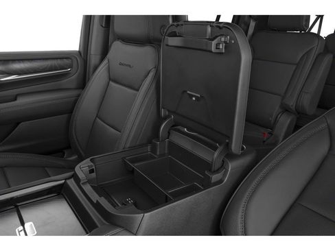 Used 2023 GMC Yukon XL AT4 w/ AT4 Premium Plus Package AWD/4WD image 96